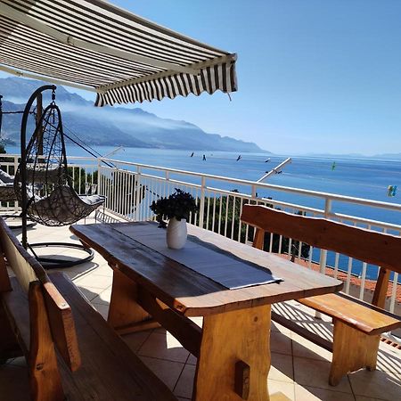 Beautiful Apartment 80 M From The Sea Marusici  Buitenkant foto